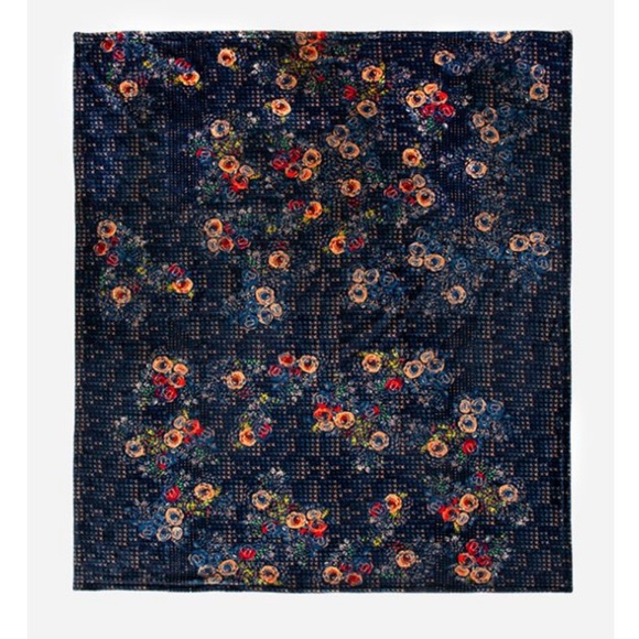 Johnny Was Bedding Nwt Johnny Was Love Cozy Blanket Poshmark